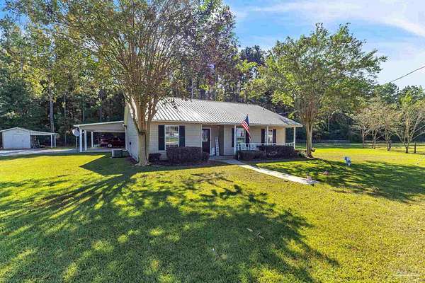 2 Acres of Residential Land with Home for Sale in Jay, Florida