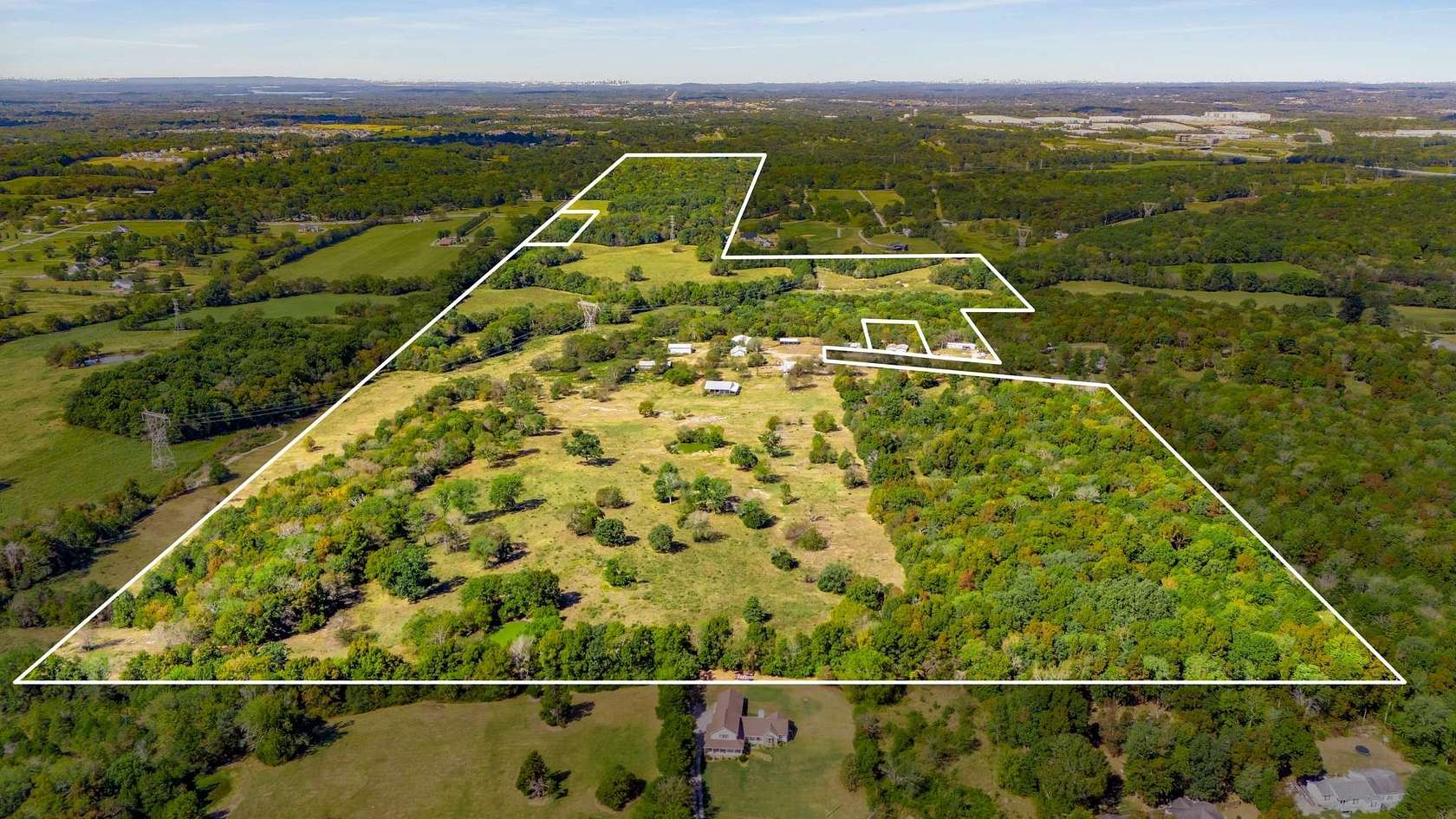 196 Acres of Land for Sale in Mount Juliet, Tennessee
