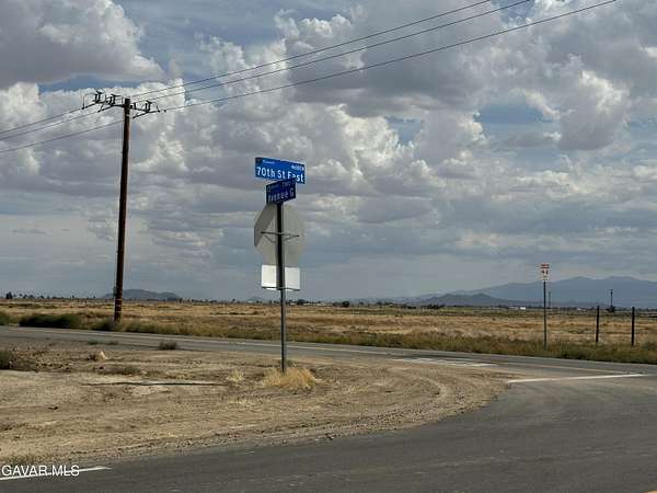 Residential Land for Sale in Lancaster, California