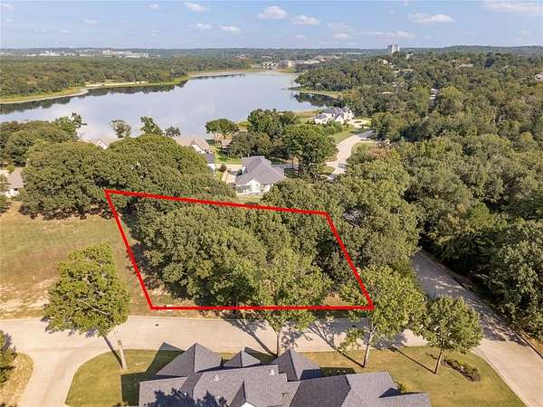 0.96 Acres of Residential Land for Sale in Tyler, Texas
