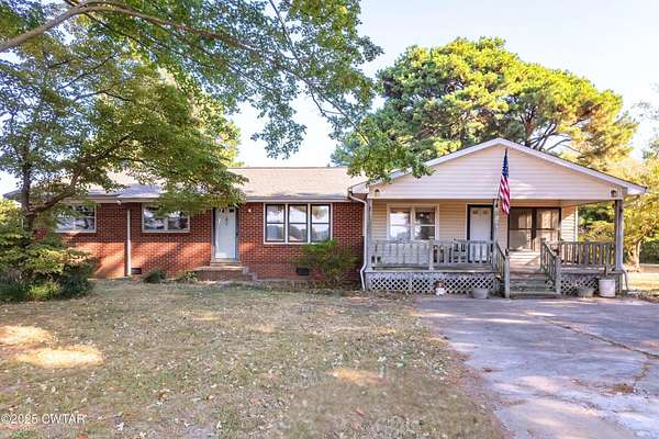 3.67 Acres of Residential Land with Home for Sale in Martin, Tennessee