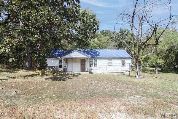 2.3 Acres of Improved Residential Land for Sale in Dixon, Missouri