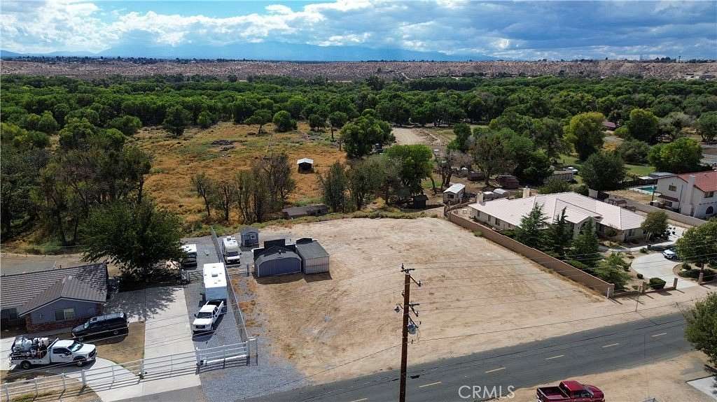 3.9 Acres of Residential Land for Sale in Apple Valley, California