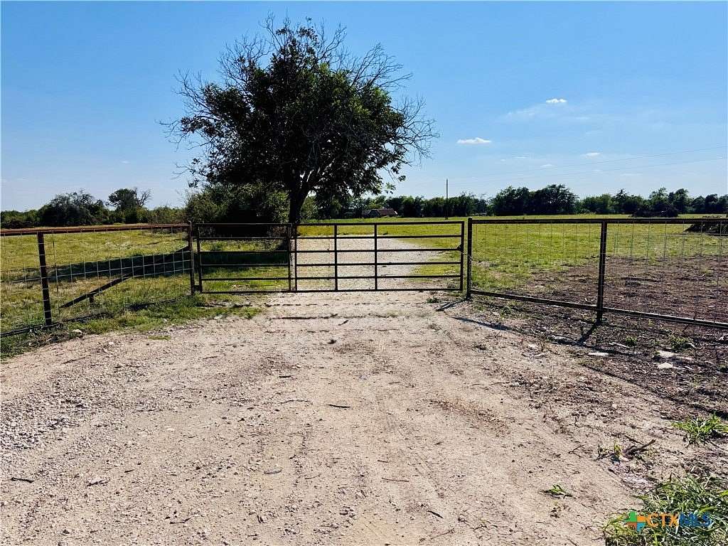 212 Acres of Recreational Land for Sale in Jonesboro, Texas
