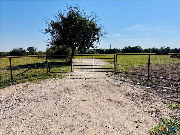 212 Acres of Recreational Land for Sale in Jonesboro, Texas