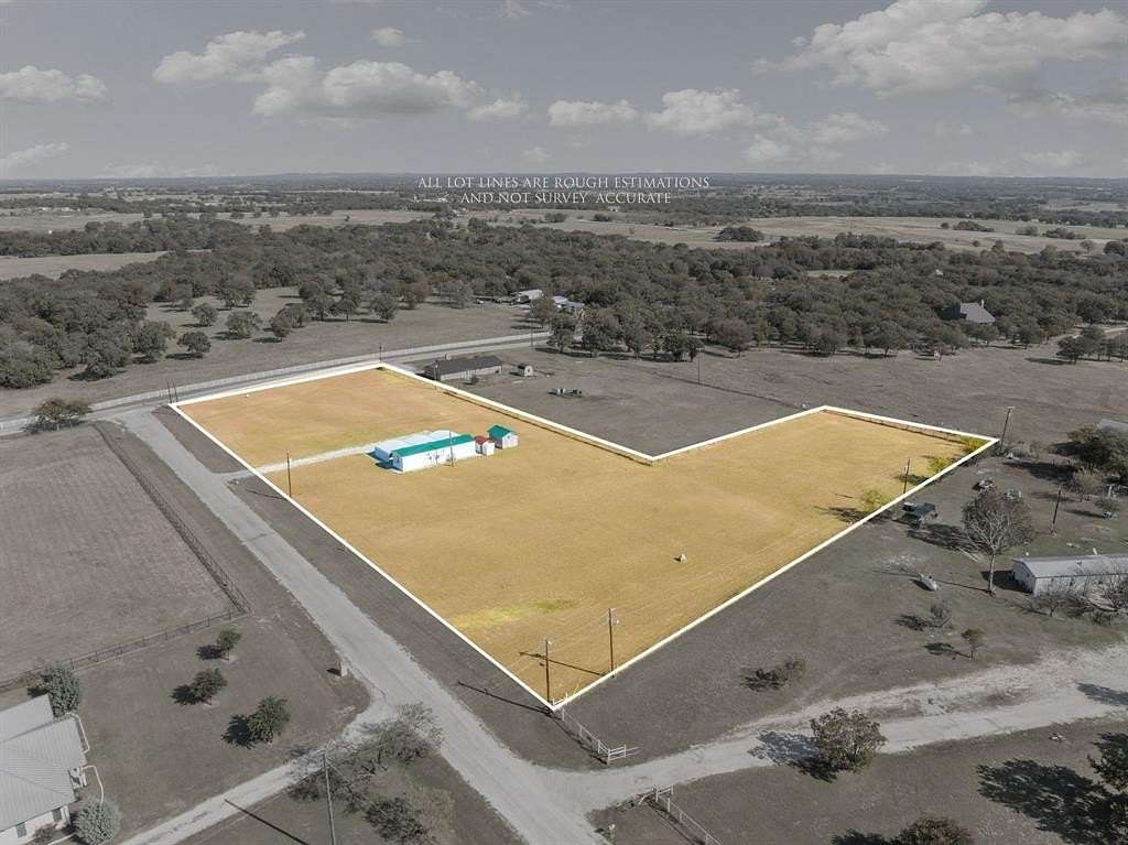 3 Acres of Residential Land with Home for Sale in Bridgeport, Texas