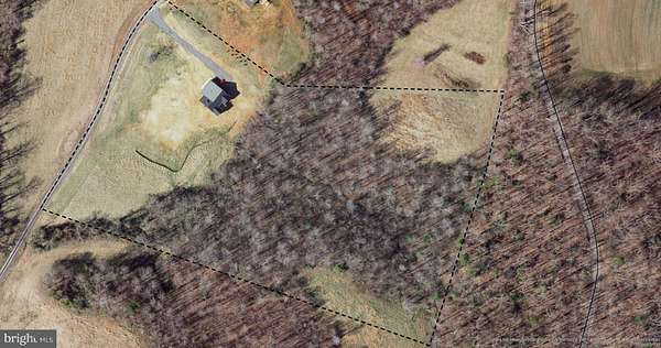 10 Acres of Residential Land with Home for Sale in Jeffersonton, Virginia