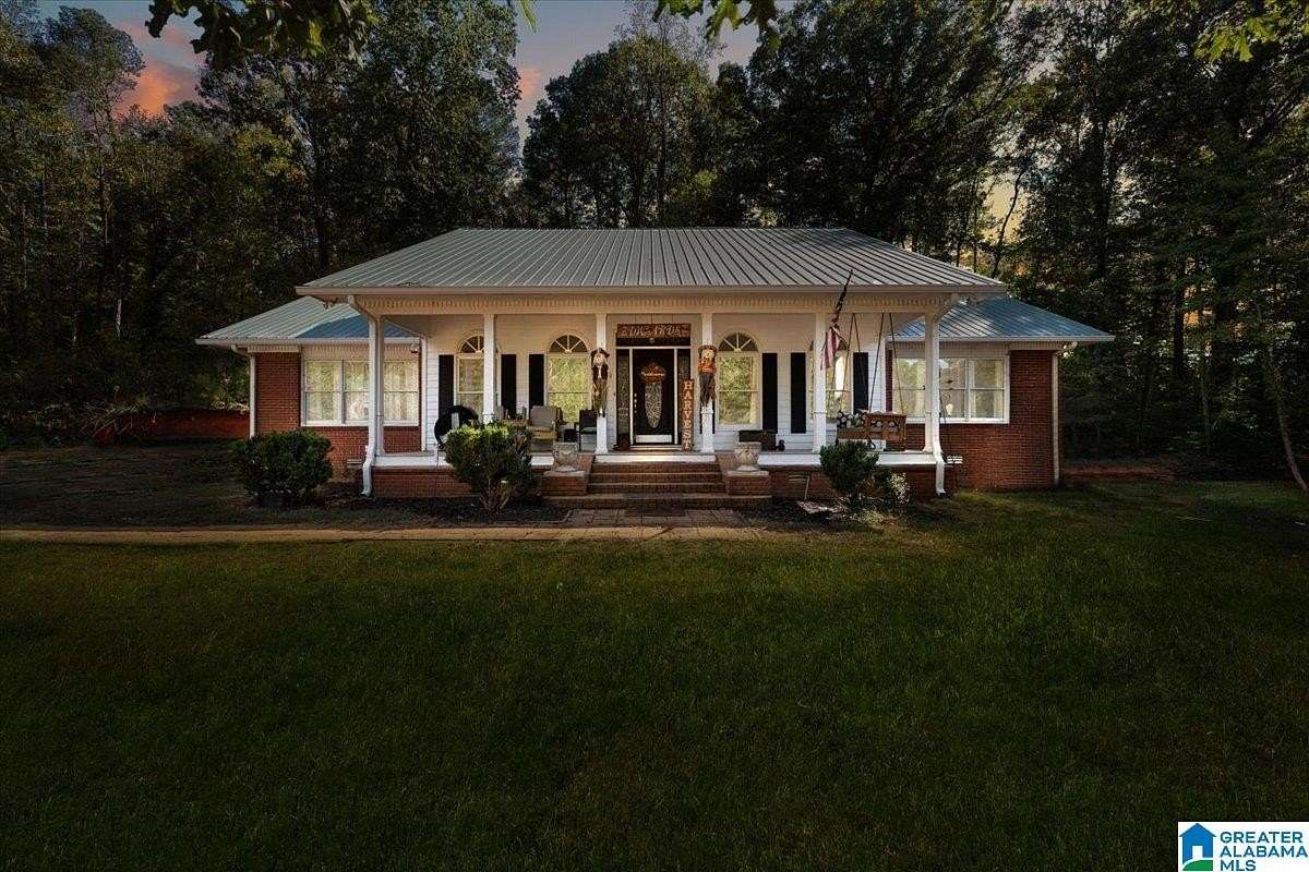 19 Acres of Land with Home for Sale in Oneonta, Alabama