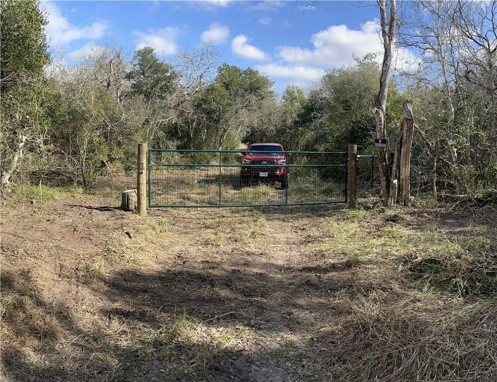 1.4 Acres of Land for Sale in Alice, Texas