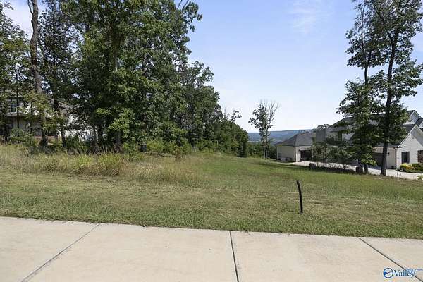 5 Acres of Residential Land for Sale in Owens Cross Roads, Alabama