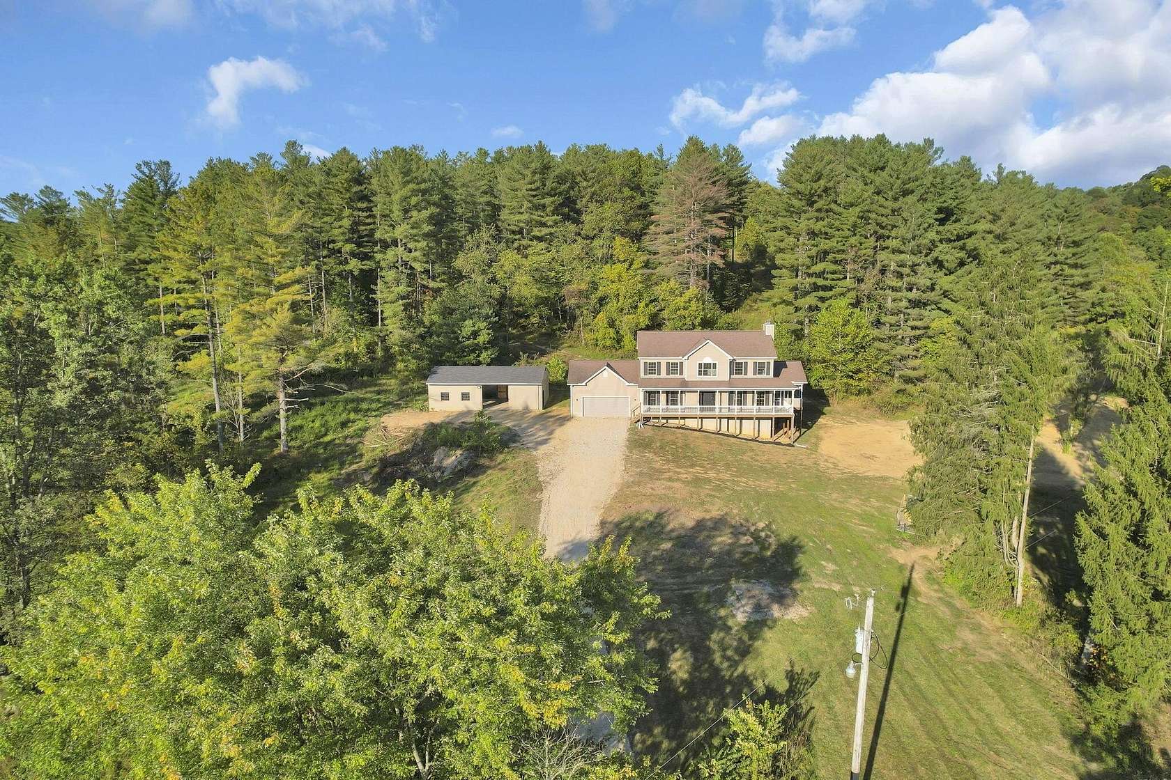 20 Acres of Agricultural Land with Home for Sale in Laurelville, Ohio