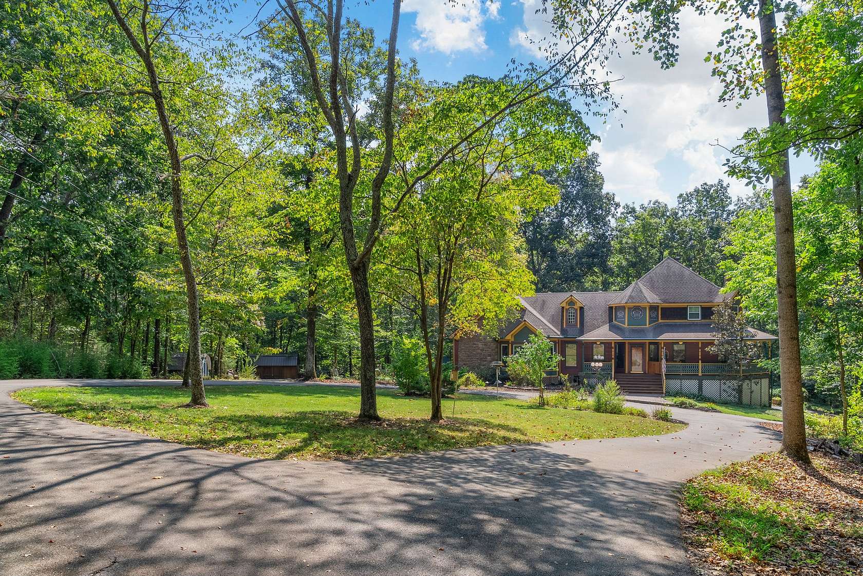 7.6 Acres of Residential Land with Home for Sale in Joelton, Tennessee