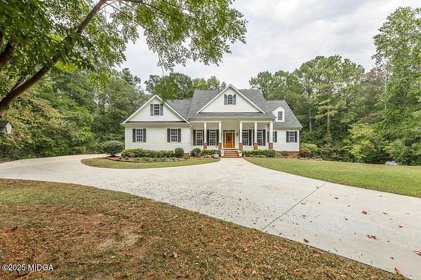 14.9 Acres of Land with Home for Sale in Forsyth, Georgia