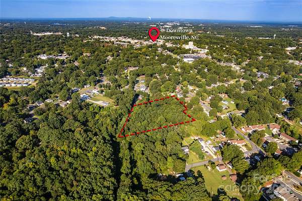 2.84 Acres of Residential Land for Sale in Mooresville, North Carolina