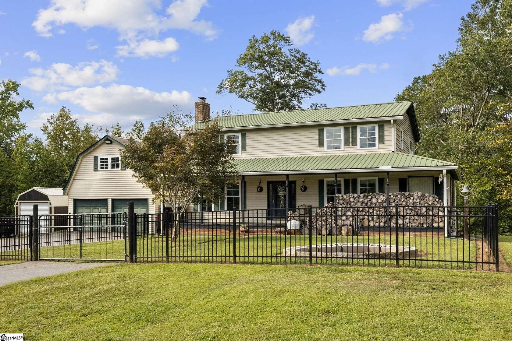 2.64 Acres of Residential Land with Home for Sale in Fountain Inn, South Carolina