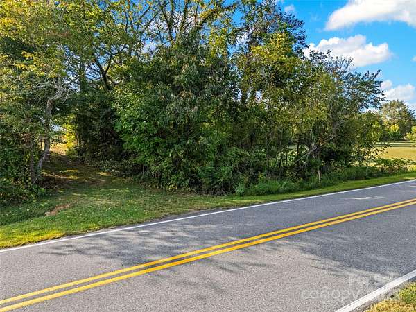 19.7 Acres of Recreational Land for Sale in Shelby, North Carolina