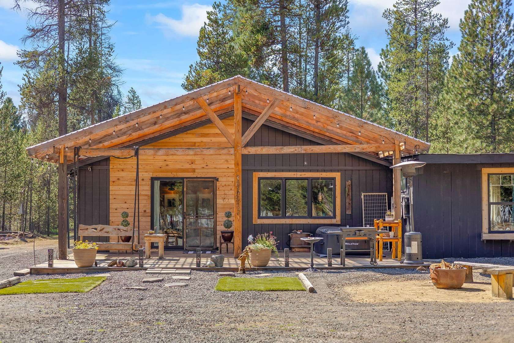 1.62 Acres of Land with Home for Sale in La Pine, Oregon