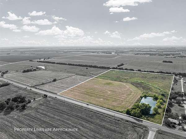 28.6 Acres of Land for Sale in Burlington, Texas