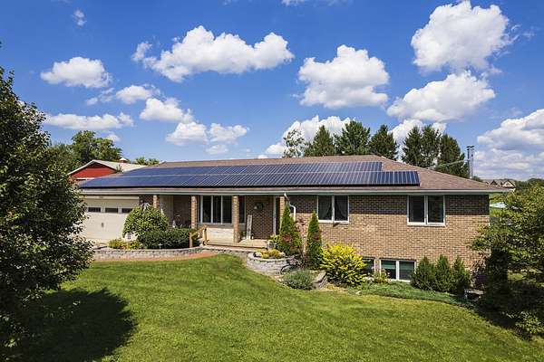 10 Acres of Land with Home for Sale in Joliet, Illinois