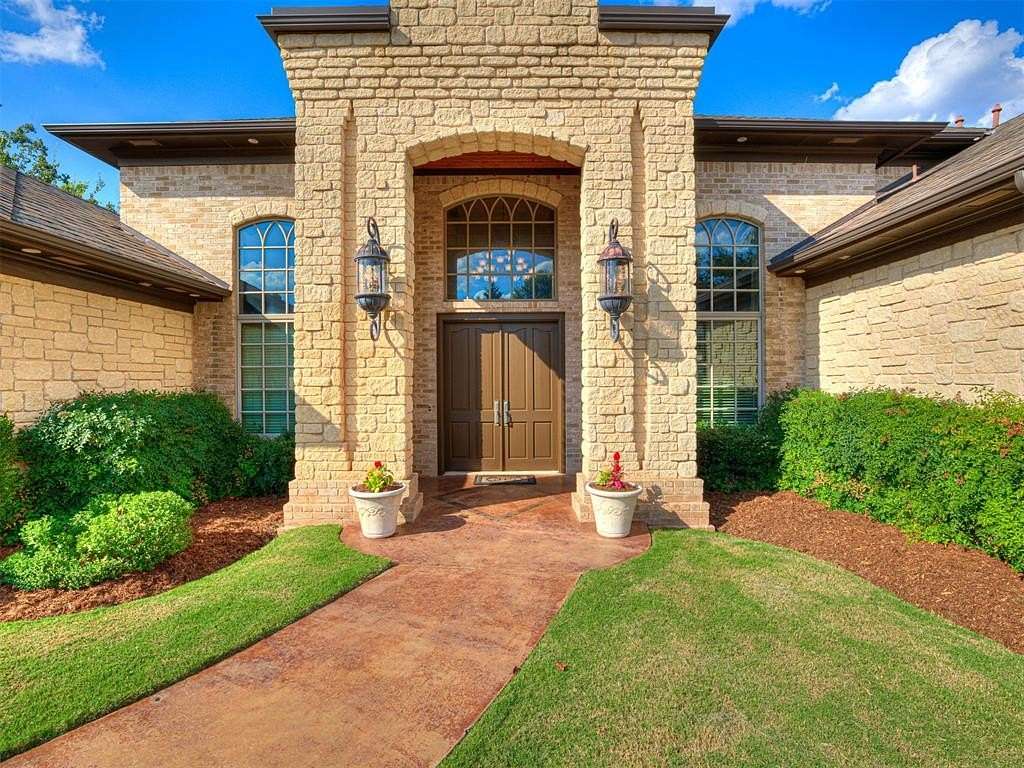 6.62 Acres of Residential Land with Home for Sale in Edmond, Oklahoma