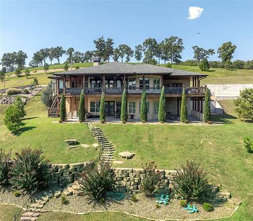 1.52 Acres of Residential Land with Home for Sale in Grove, Oklahoma