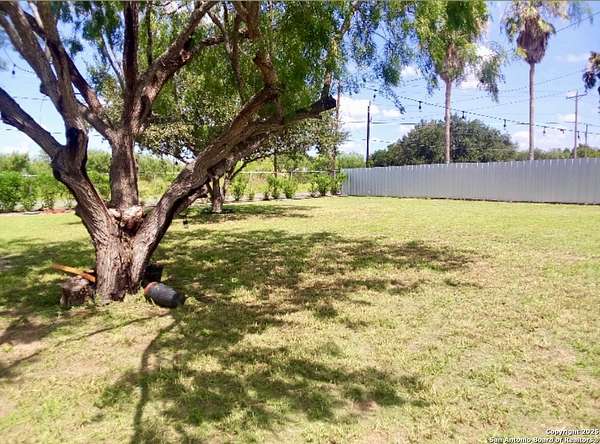 1.4 Acres of Residential Land for Sale in Edinburg, Texas