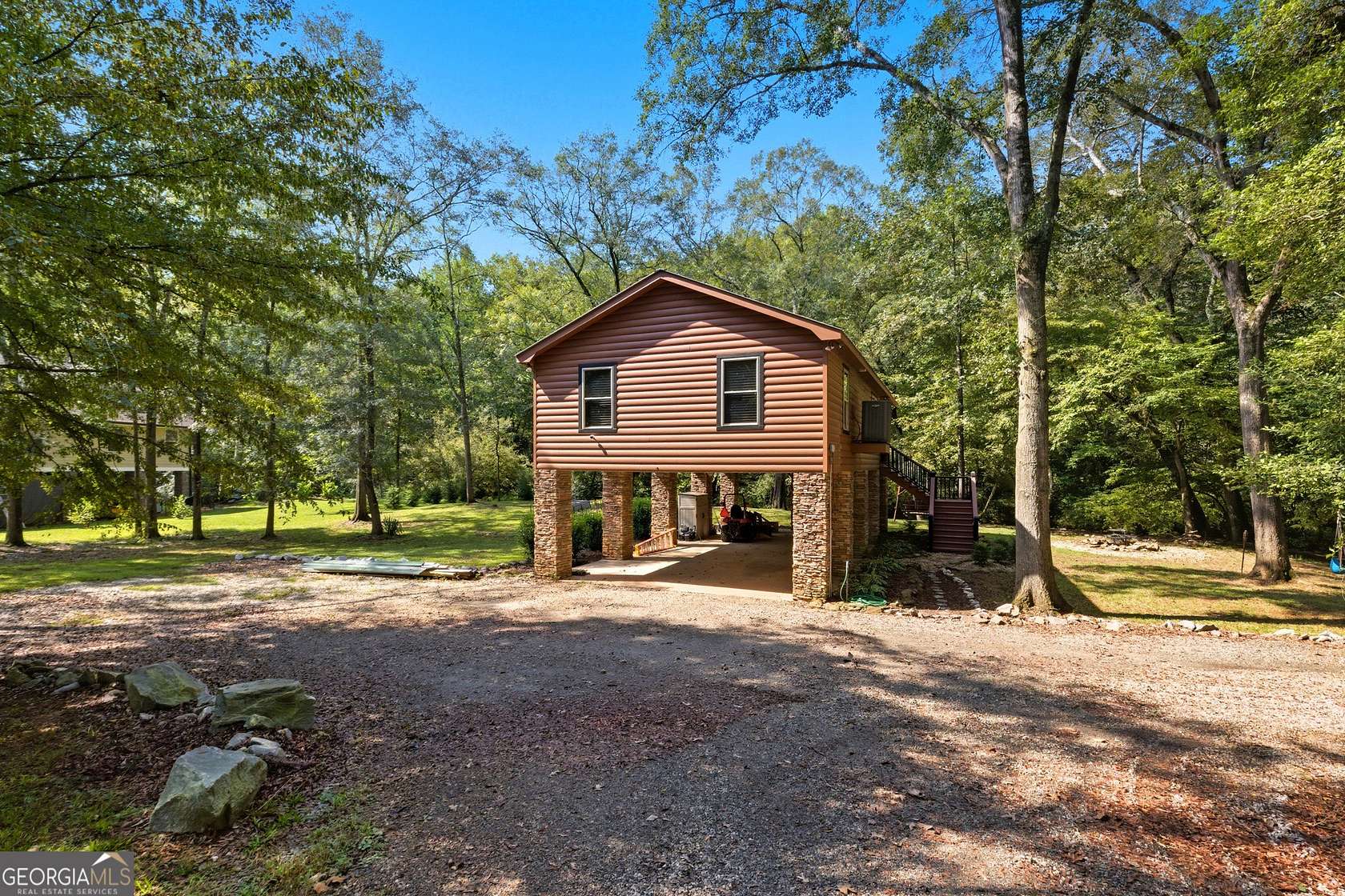 2 Acres of Residential Land with Home for Sale in Royston, Georgia