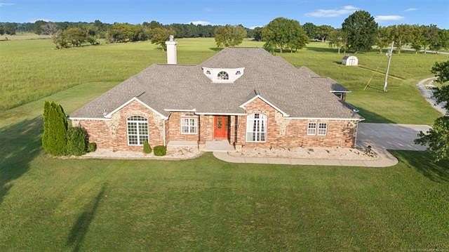 10 Acres of Residential Land with Home for Sale in Vinita, Oklahoma