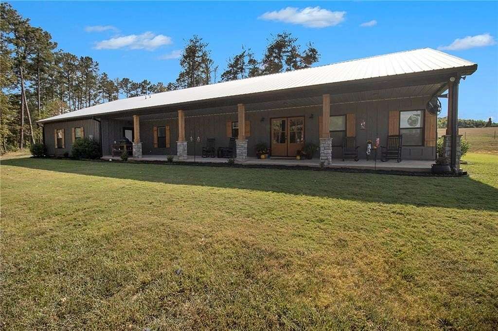 10 Acres of Land with Home for Sale in Barnesville, Georgia