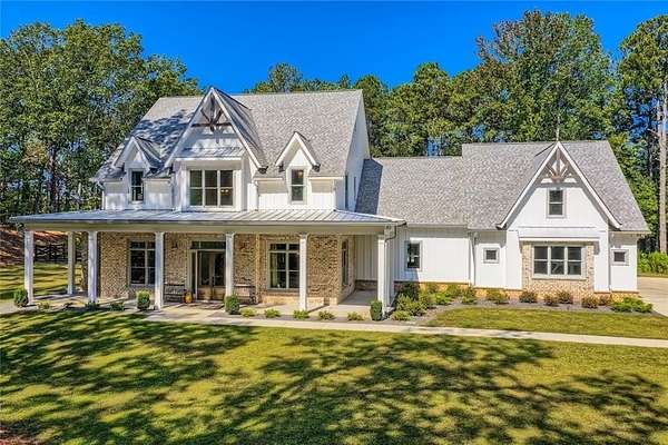 5.53 Acres of Residential Land with Home for Sale in Powder Springs, Georgia