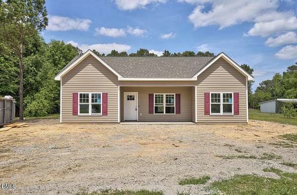 12 Acres of Land with Home for Sale in Dunn, North Carolina