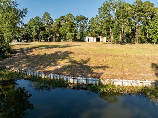 6 Acres of Mixed-Use Land for Sale in Eufaula, Alabama