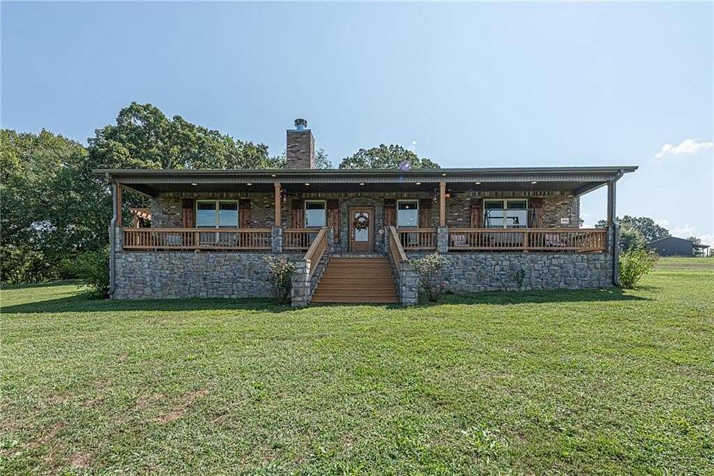 13 Acres of Land with Home for Sale in Prairie Grove, Arkansas