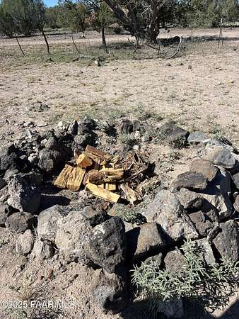 10 Acres of Land for Sale in Ash Fork, Arizona