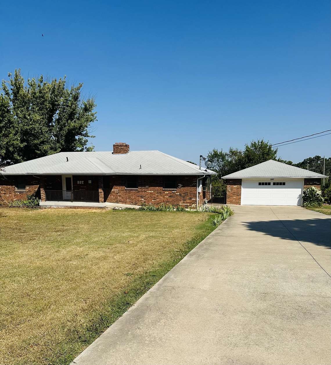 2.83 Acres of Residential Land with Home for Sale in Springfield, Missouri