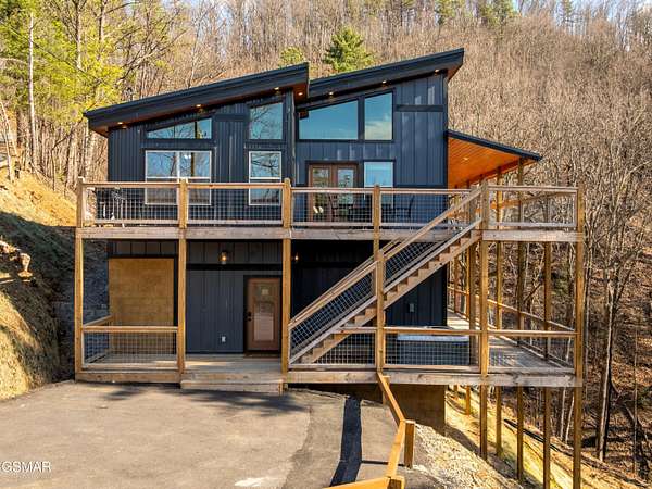 2.2 Acres of Residential Land with Home for Sale in Sevierville, Tennessee