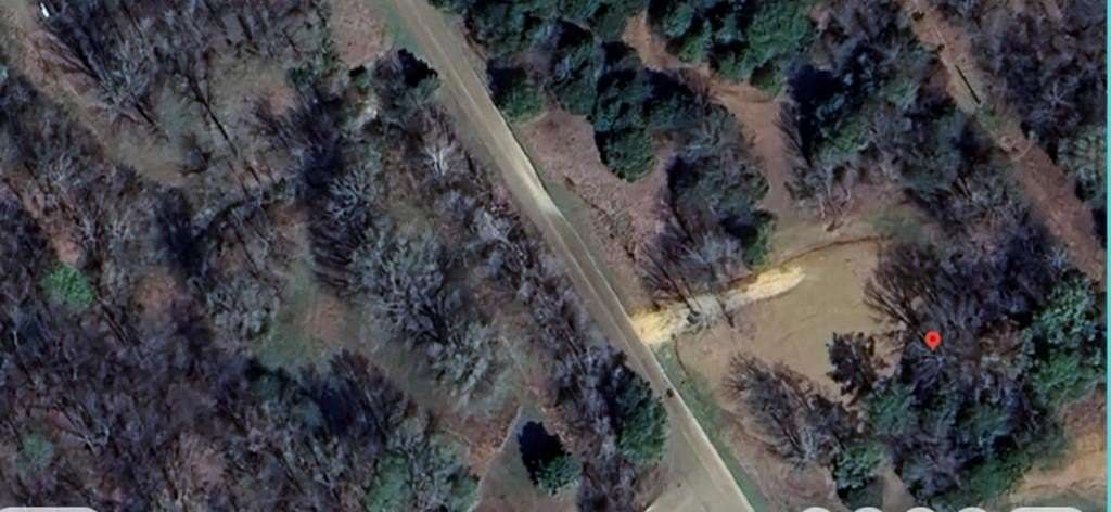 1.2 Acres of Residential Land for Sale in Batesville, Mississippi