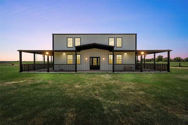 4.38 Acres of Land with Home for Sale in Marlin, Texas