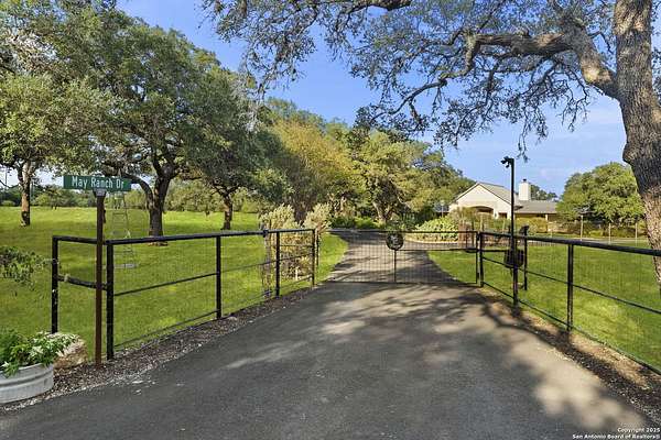 11 Acres of Land with Home for Sale in San Antonio, Texas
