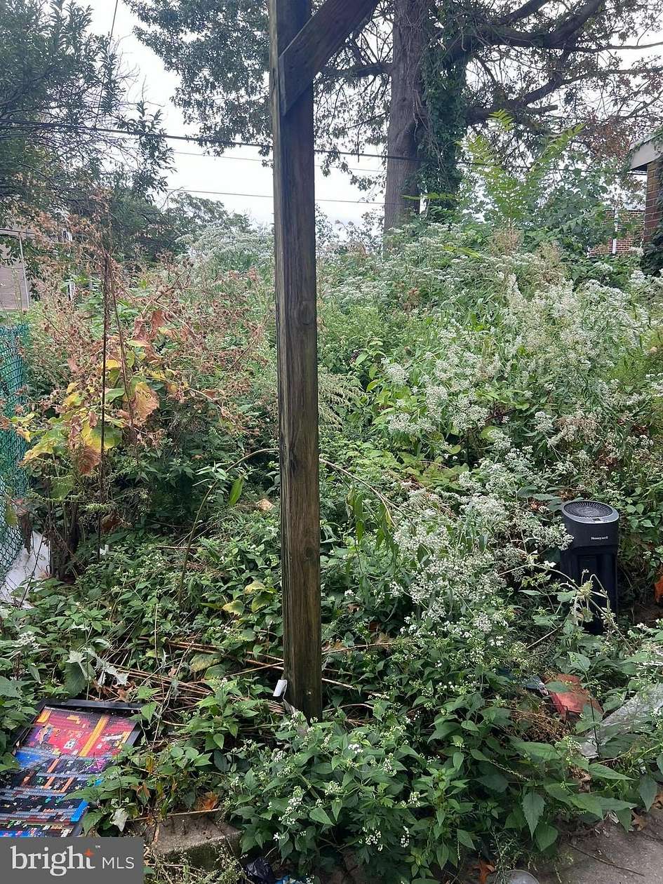 0.04 Acres of Mixed-Use Land for Sale in Philadelphia, Pennsylvania