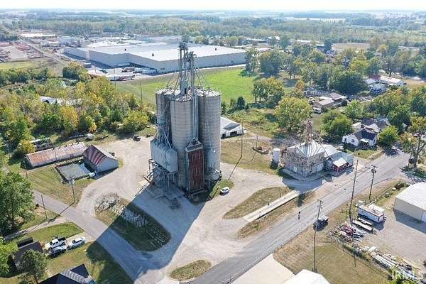 3.2 Acres of Commercial Land for Auction in Geneva, Indiana