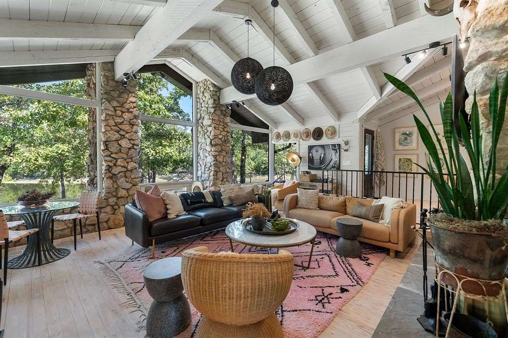 48.2 Acres of Land with Home for Sale in Tyler, Texas