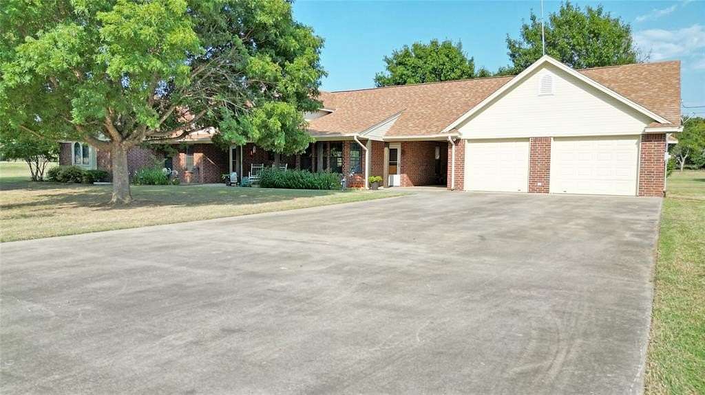 2.43 Acres of Residential Land with Home for Sale in Weatherford, Texas