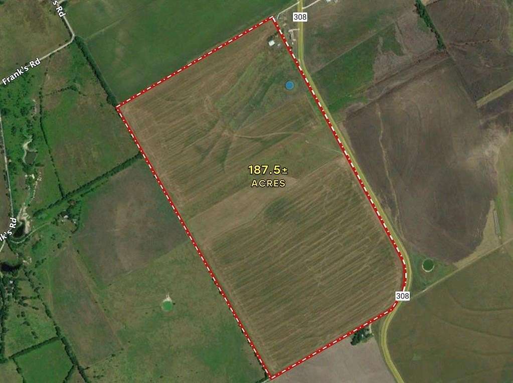 188 Acres of Agricultural Land for Sale in Milford, Texas