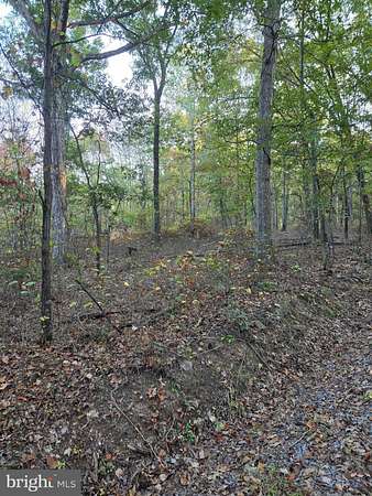 2.32 Acres of Residential Land for Sale in Berkeley Springs, West Virginia