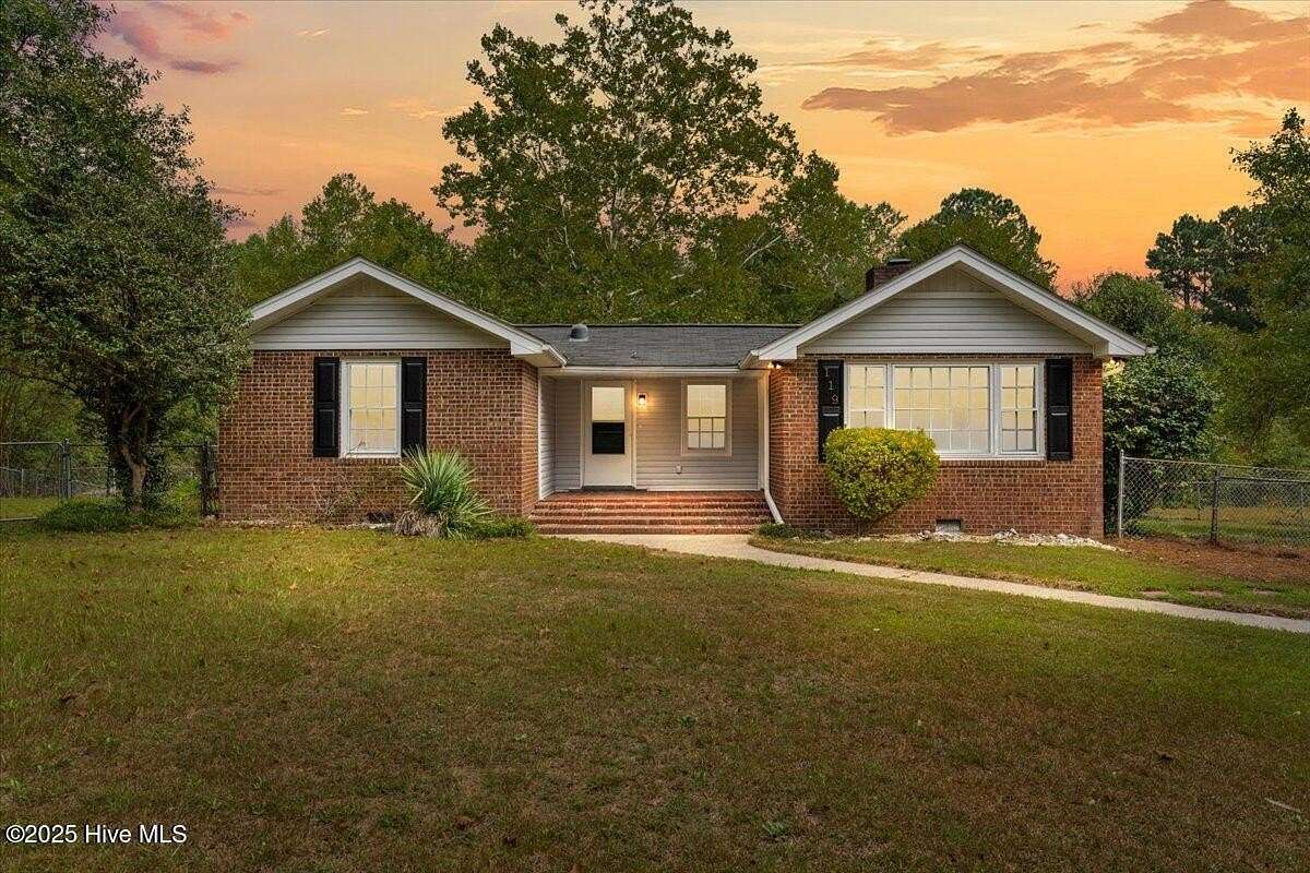 1.38 Acres of Residential Land with Home for Sale in West End, North Carolina