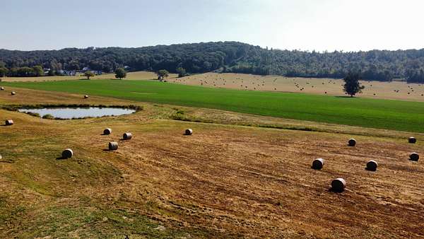 126 Acres of Land with Home for Sale in Cleveland, Tennessee