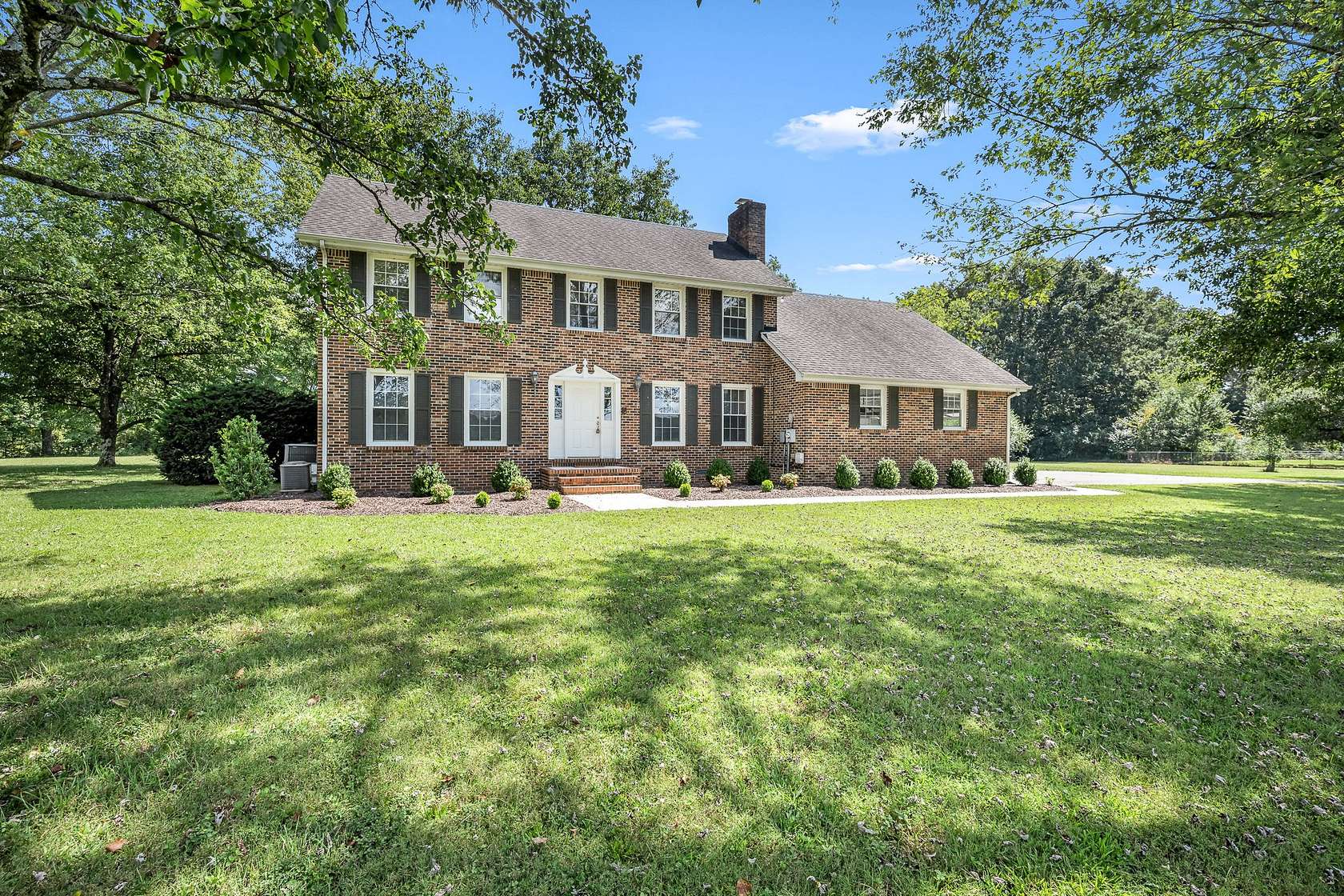 2.12 Acres of Residential Land with Home for Sale in Tullahoma, Tennessee