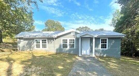 3 Acres of Residential Land with Home for Sale in Hamilton, Alabama