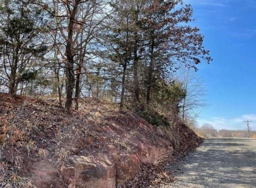 1.25 Acres of Residential Land for Sale in Noble, Oklahoma